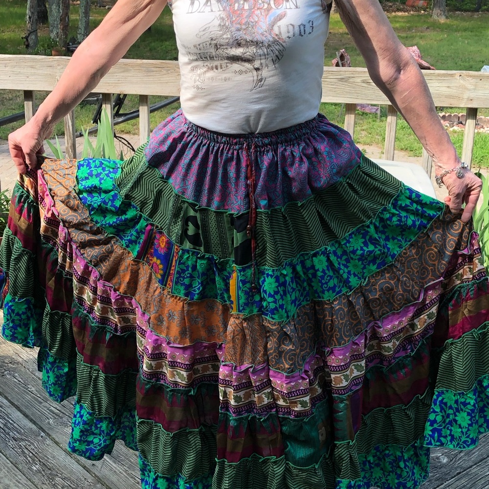 NWT Beautiful boho/festival style long skirt. - Picture 2 of 7